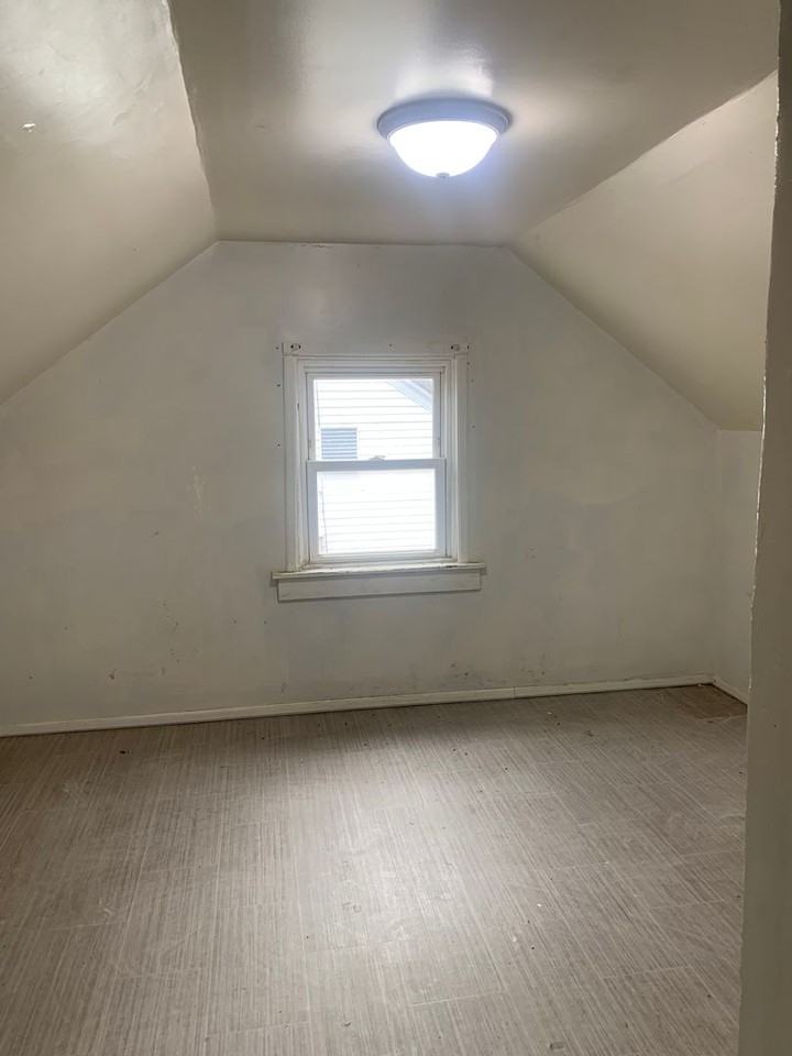 505 S Wesley St - Photo 6 of 7