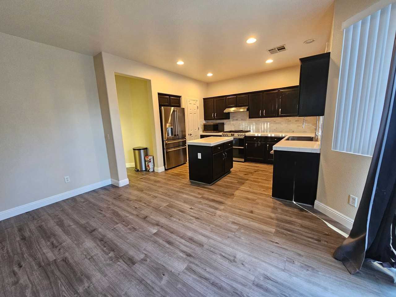 3520 Mountain Park St - Photo 5 of 30