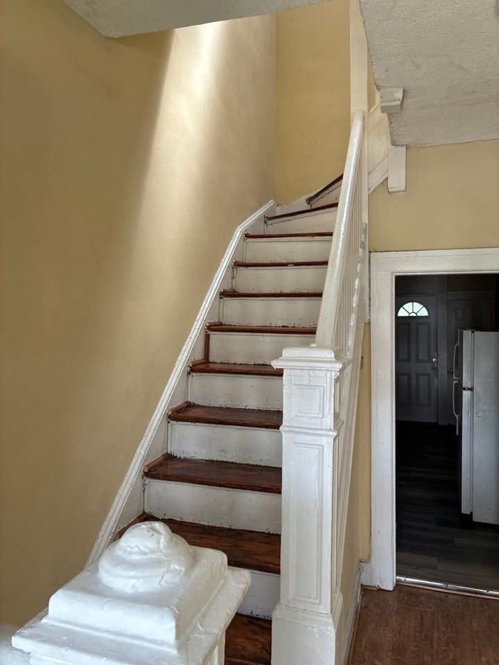4129 Norfolk Ave - Photo 5 of 11