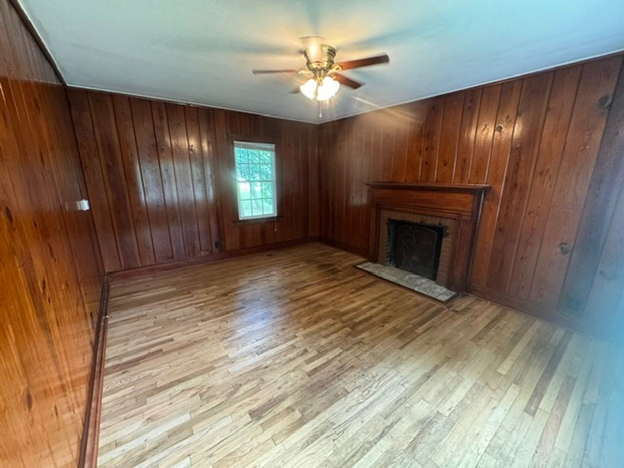 102 W Meadow Way Dr - Photo 2 of 8
