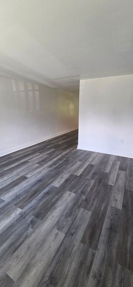 1624 Lyle Ct - Photo 2 of 16
