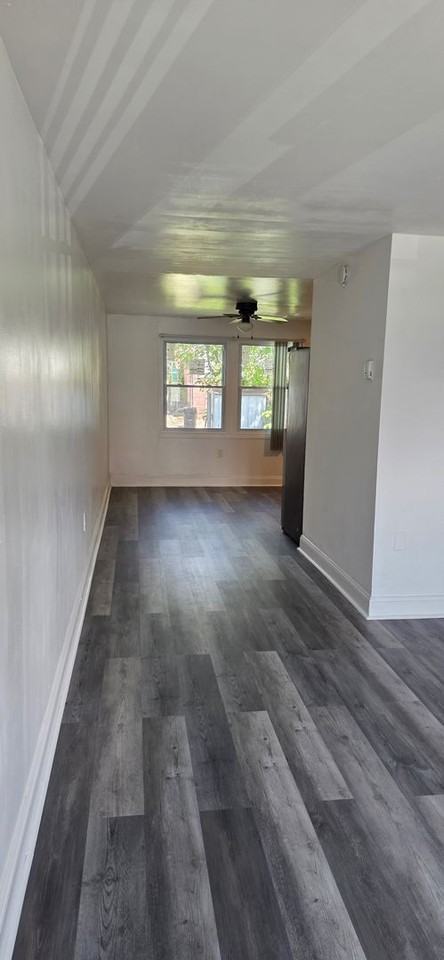 1624 Lyle Ct - Photo 4 of 16