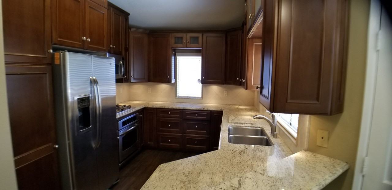112 Corsica Dr - Photo 2 of 37