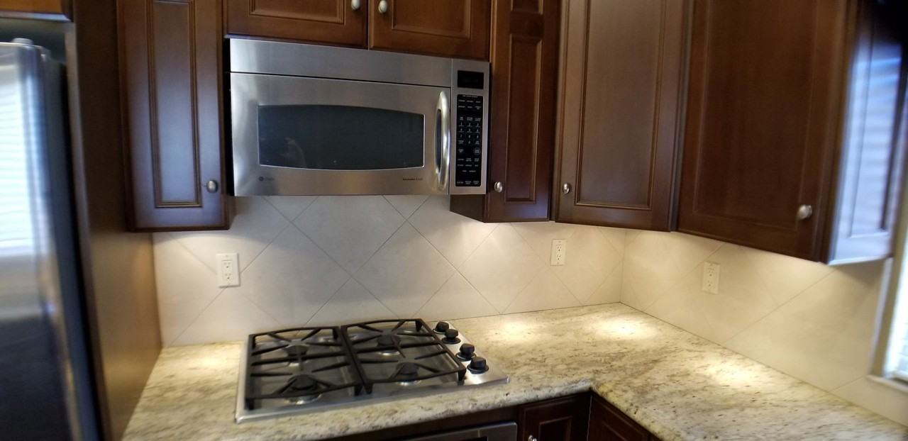 112 Corsica Dr - Photo 5 of 37