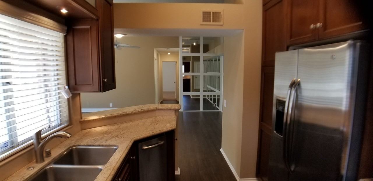 112 Corsica Dr - Photo 6 of 37