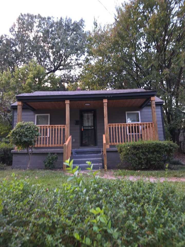 287 Harrell St - Photo 2 of 7