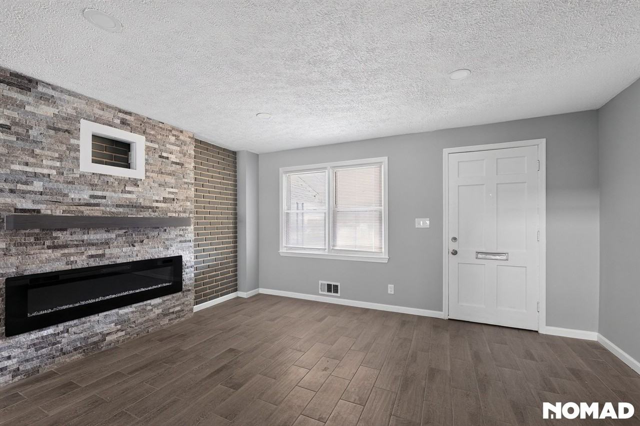 2229 Redthorn Rd - Photo 7 of 32