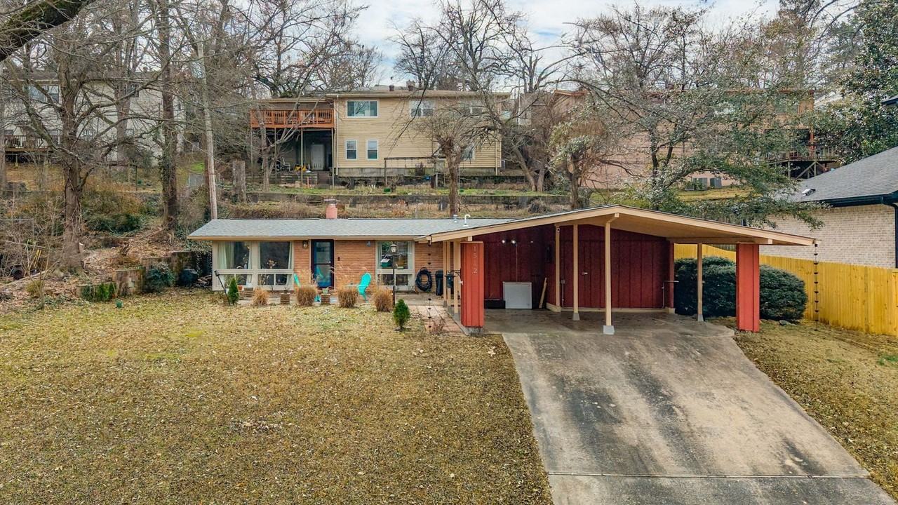 1512 Waterside Dr - Photo 4 of 50