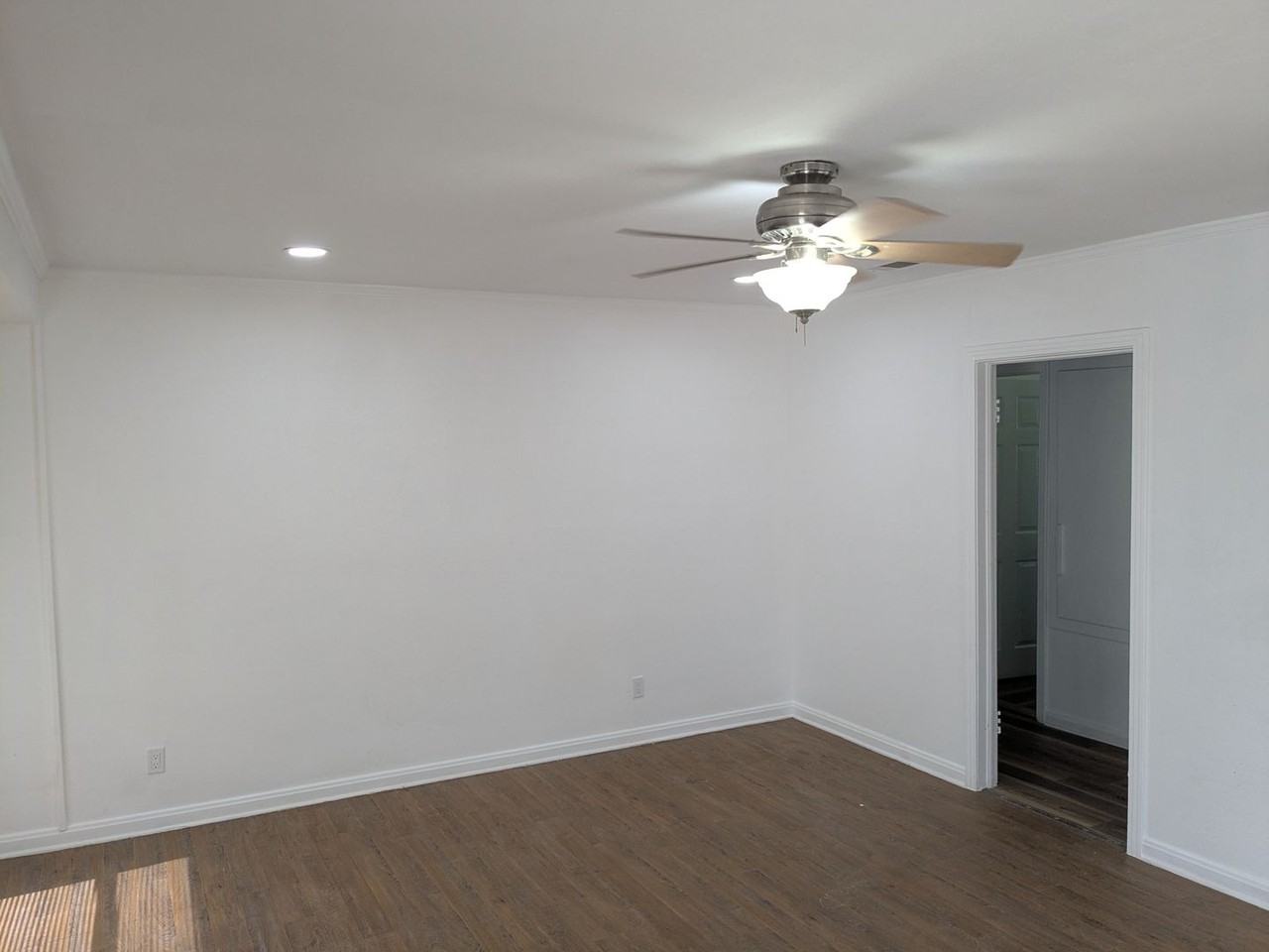 1806 S 5th St - Photo 5 of 18