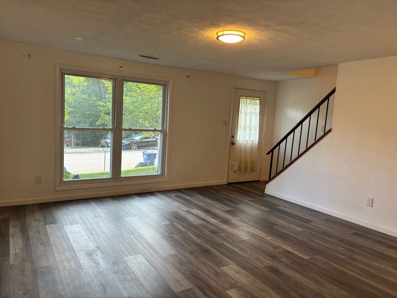 18 Dogwood Ct - Photo 4 of 30