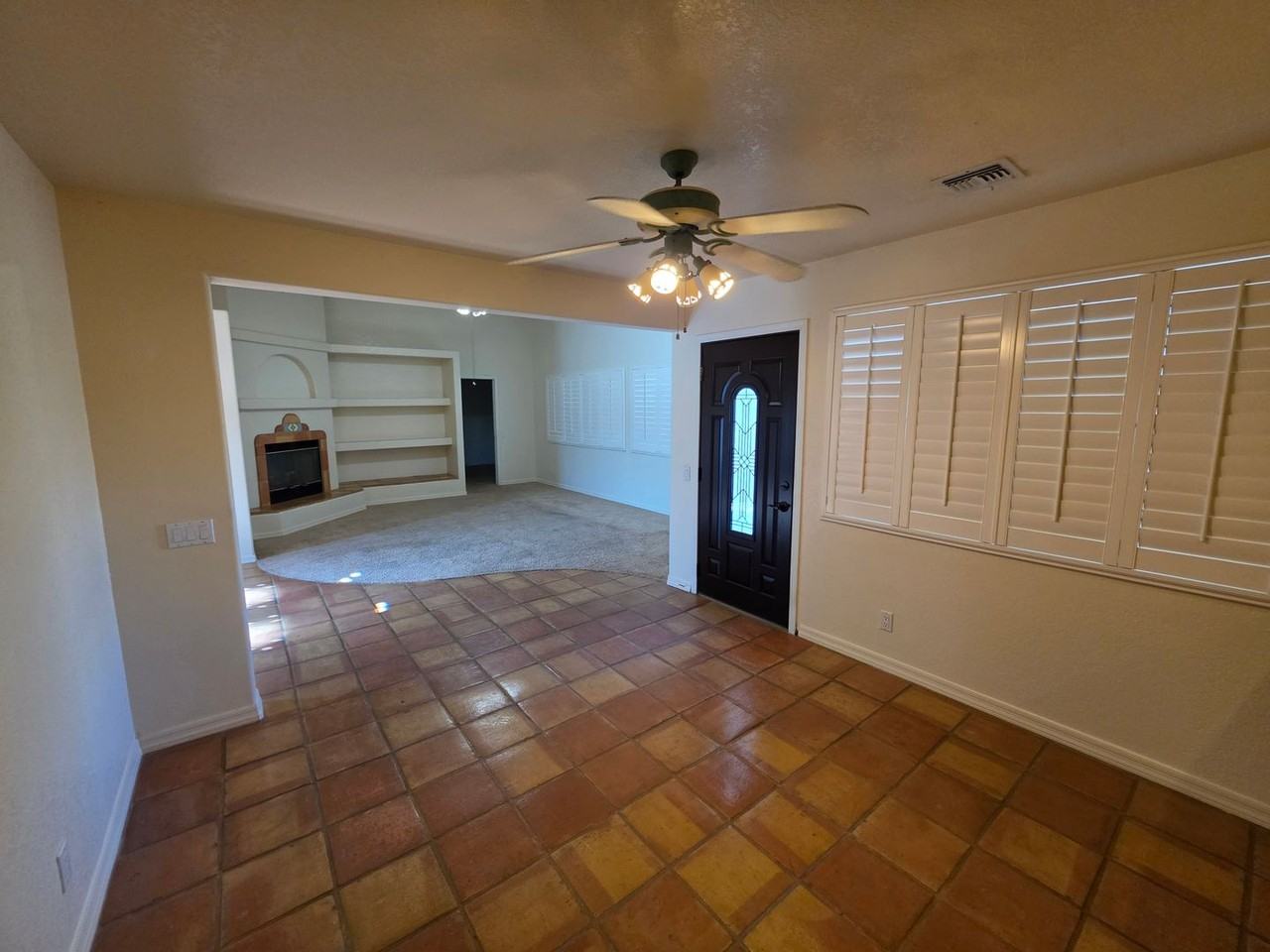3949 King Rd - Photo 3 of 14