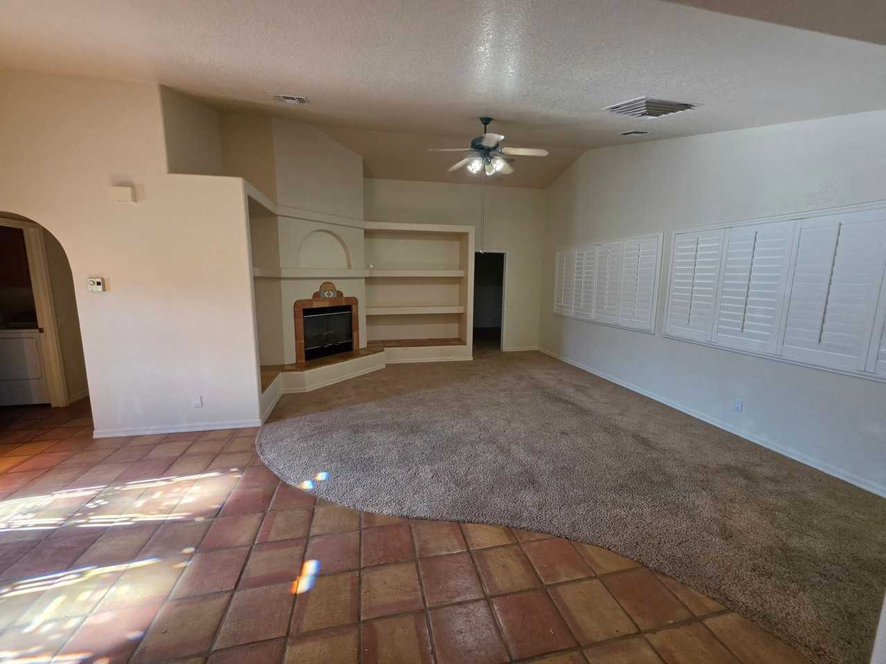 3949 King Rd - Photo 4 of 14