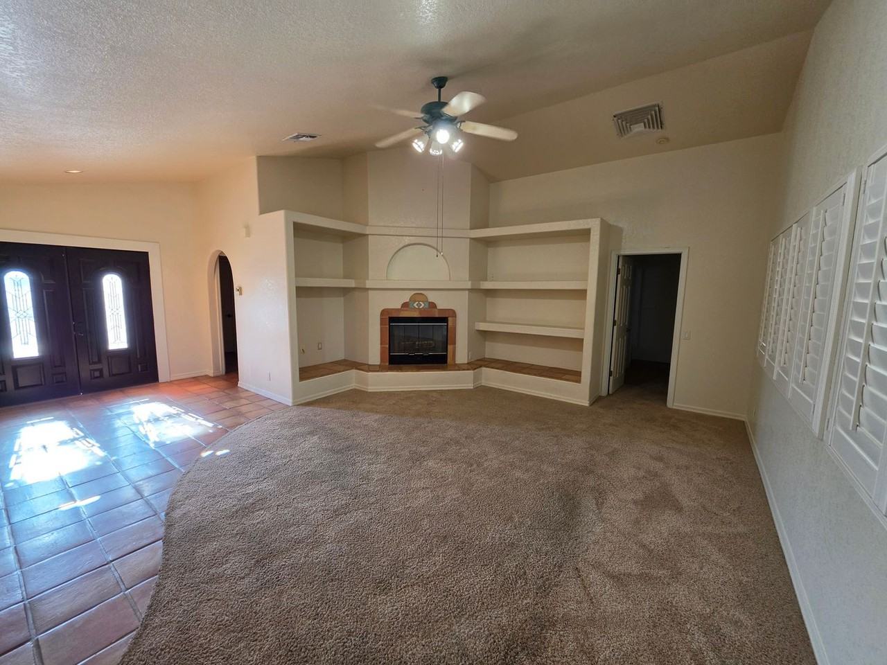 3949 King Rd - Photo 5 of 14