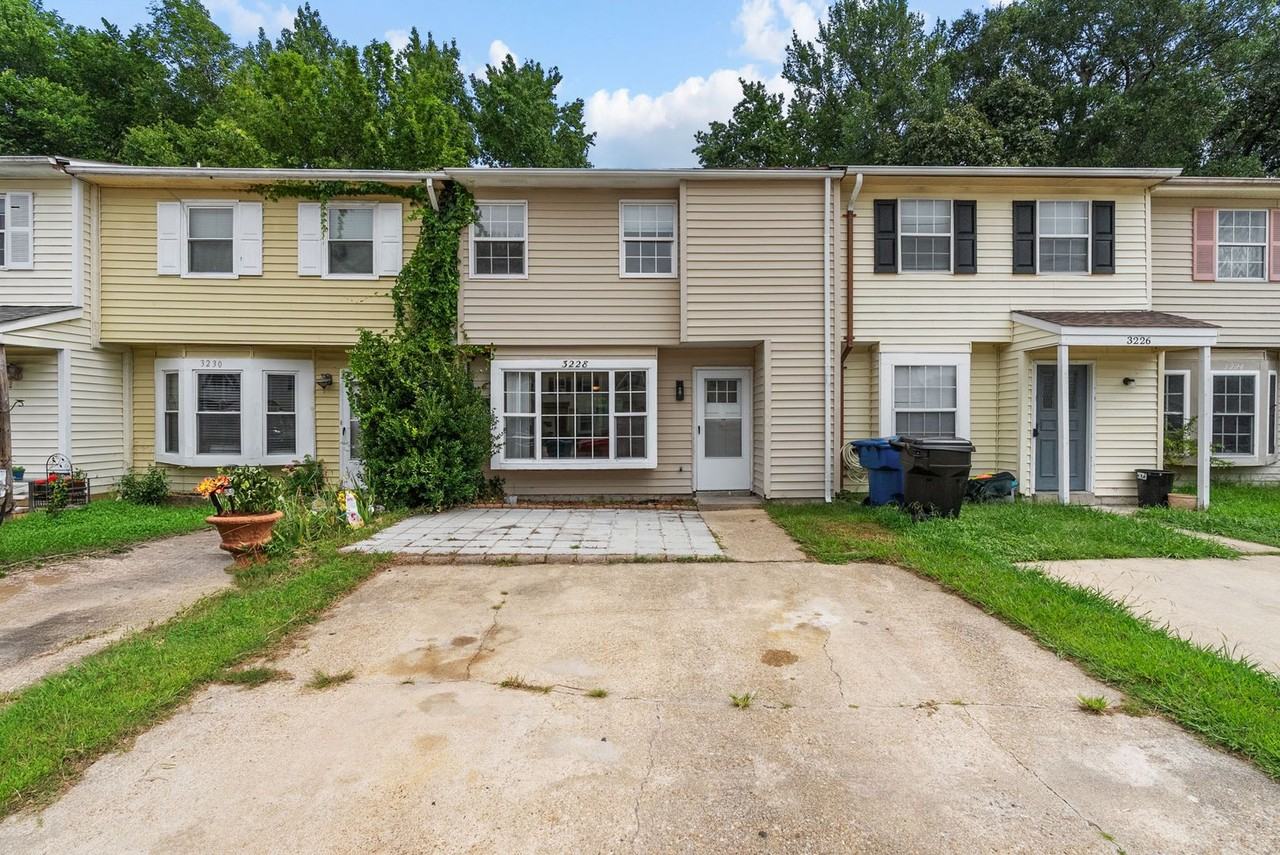 3228 Scarborough Way