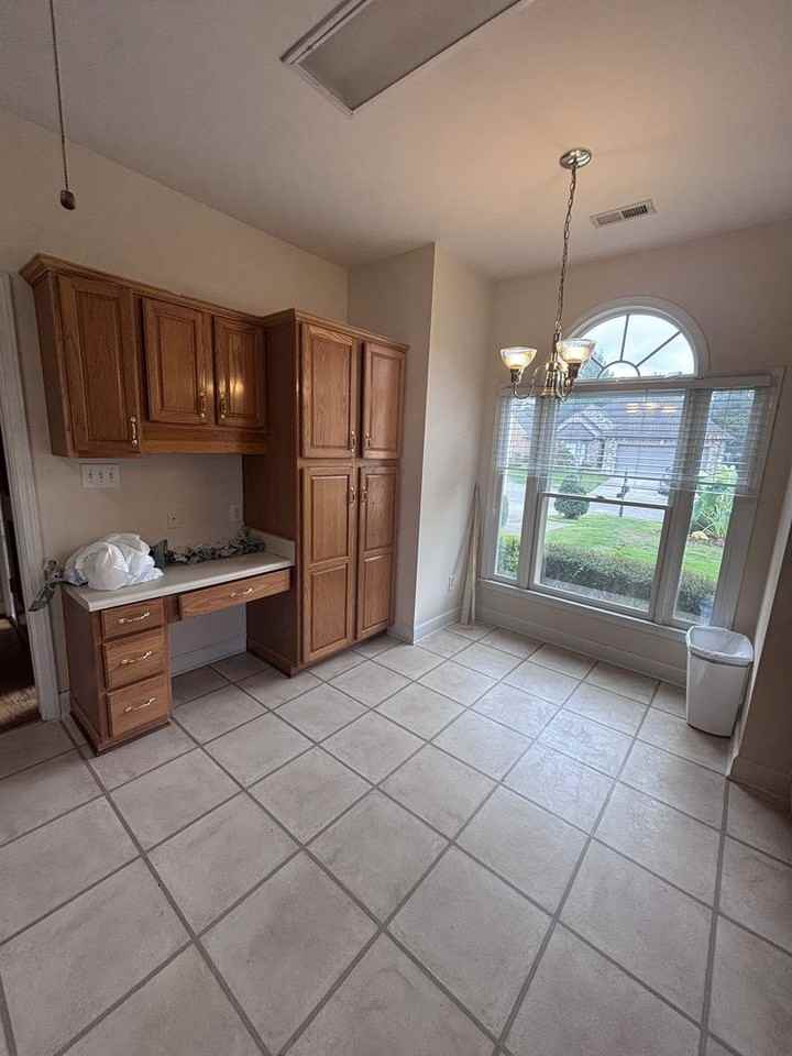 256 Crest Lake Dr - Photo 5 of 22