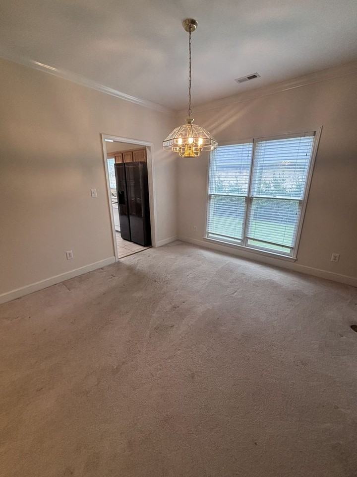 256 Crest Lake Dr - Photo 6 of 22