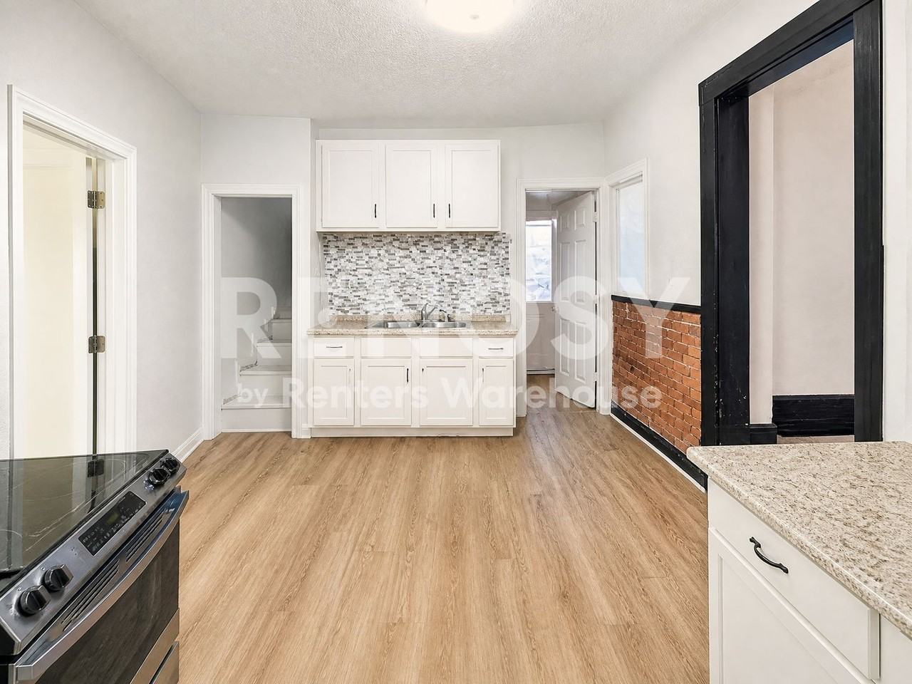 3015 Girard Ave N #1 - Photo 3 of 10