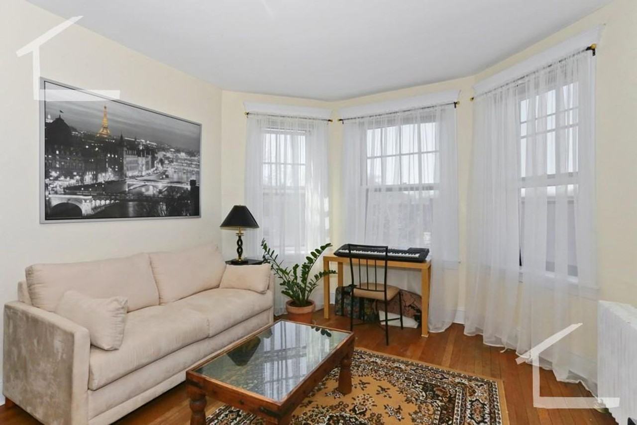 66 Strathmore Rd