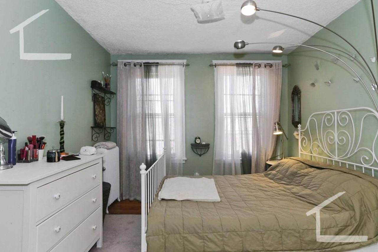 66 Strathmore Rd - Photo 3 of 6