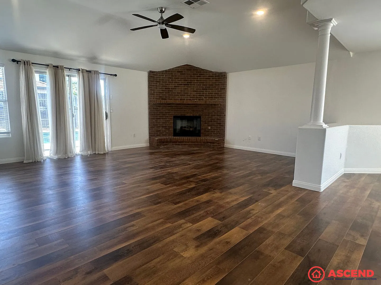 10407 Loughton Ave - Photo 4 of 19