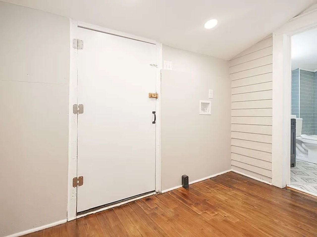321 N 10th St - Photo 6 of 24