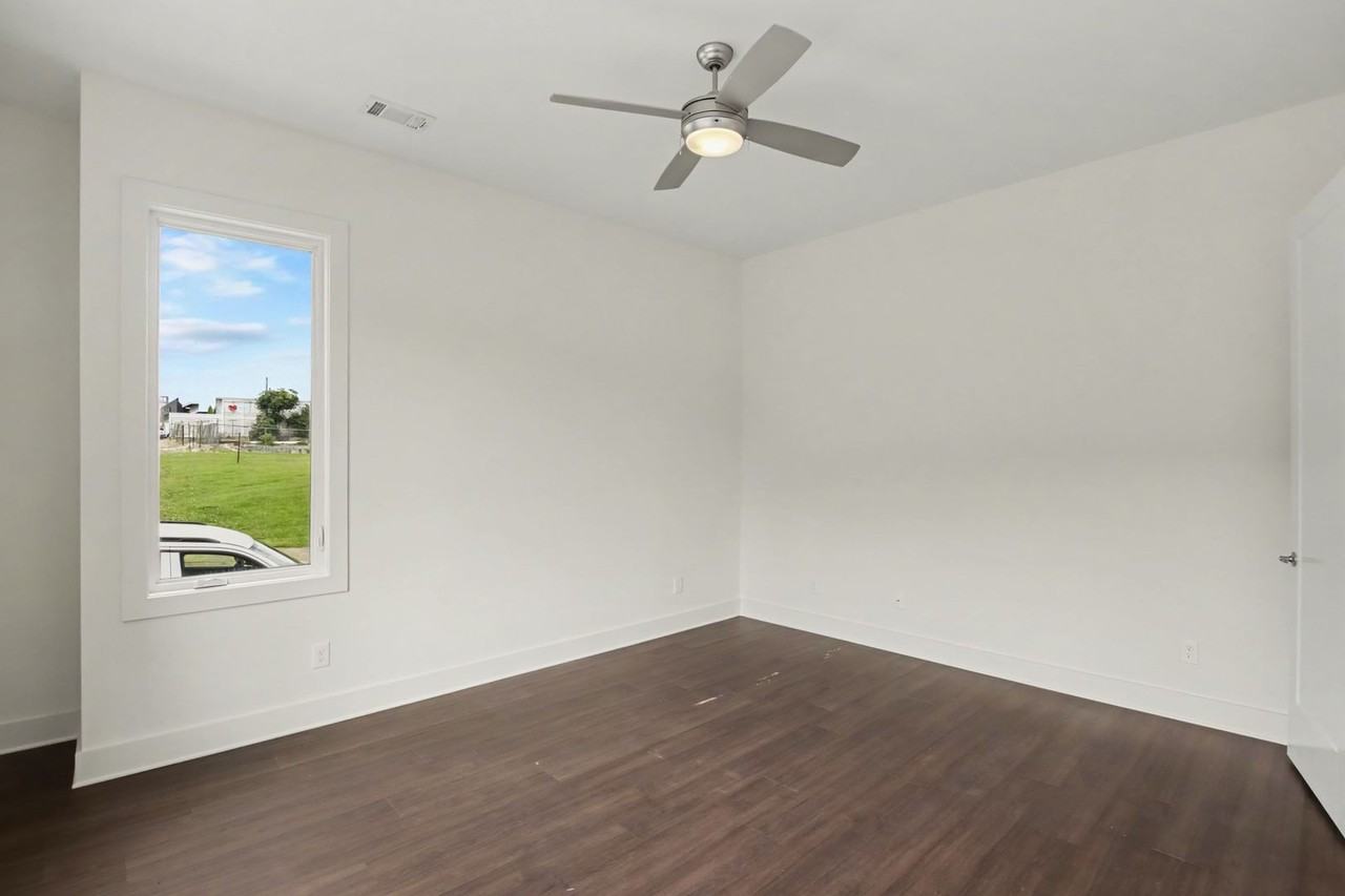 801 Main St - Photo 7 of 26