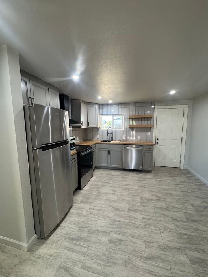 3377 E Keswick Dam Rd - Photo 7 of 19