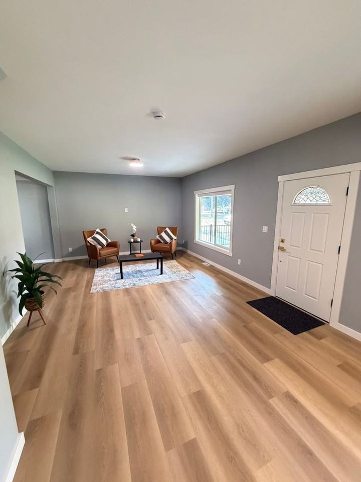 28411 Liberty Rd - Photo 2 of 50