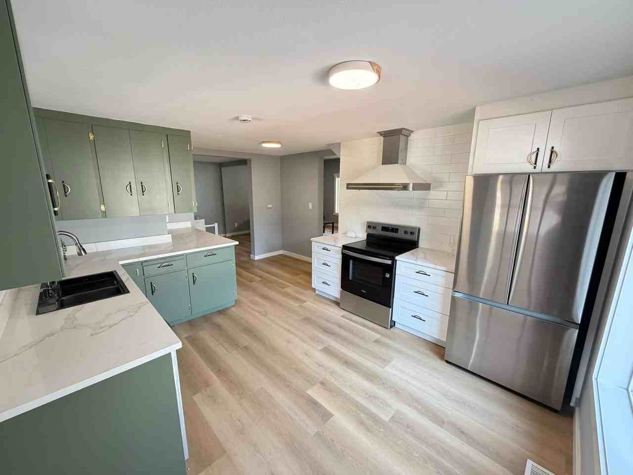 28411 Liberty Rd - Photo 4 of 50