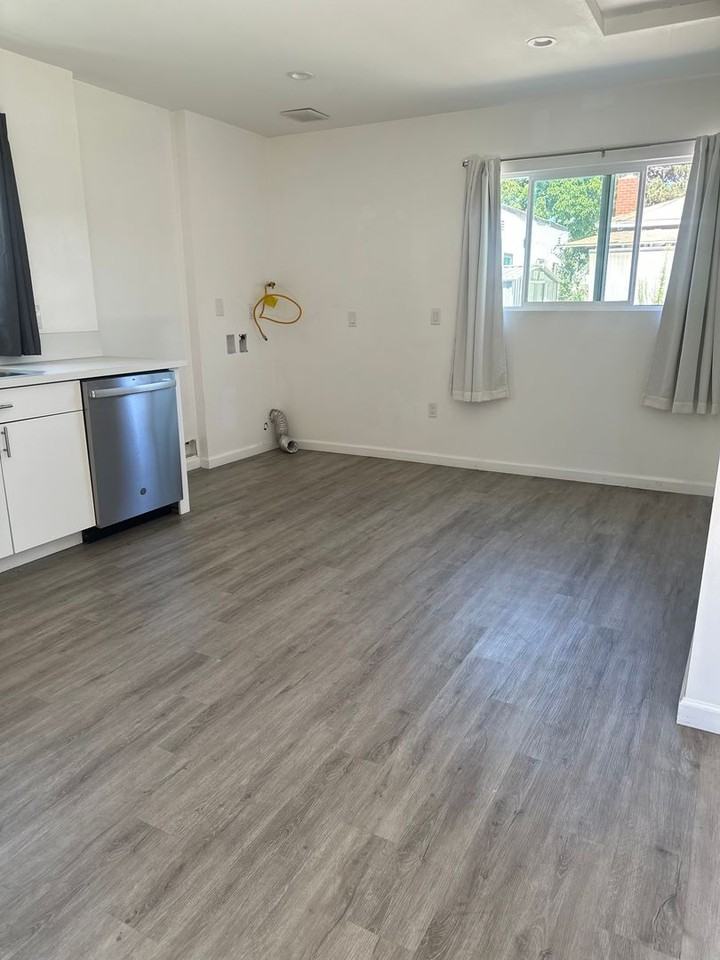 6529 Walnut Ave - Photo 3 of 8