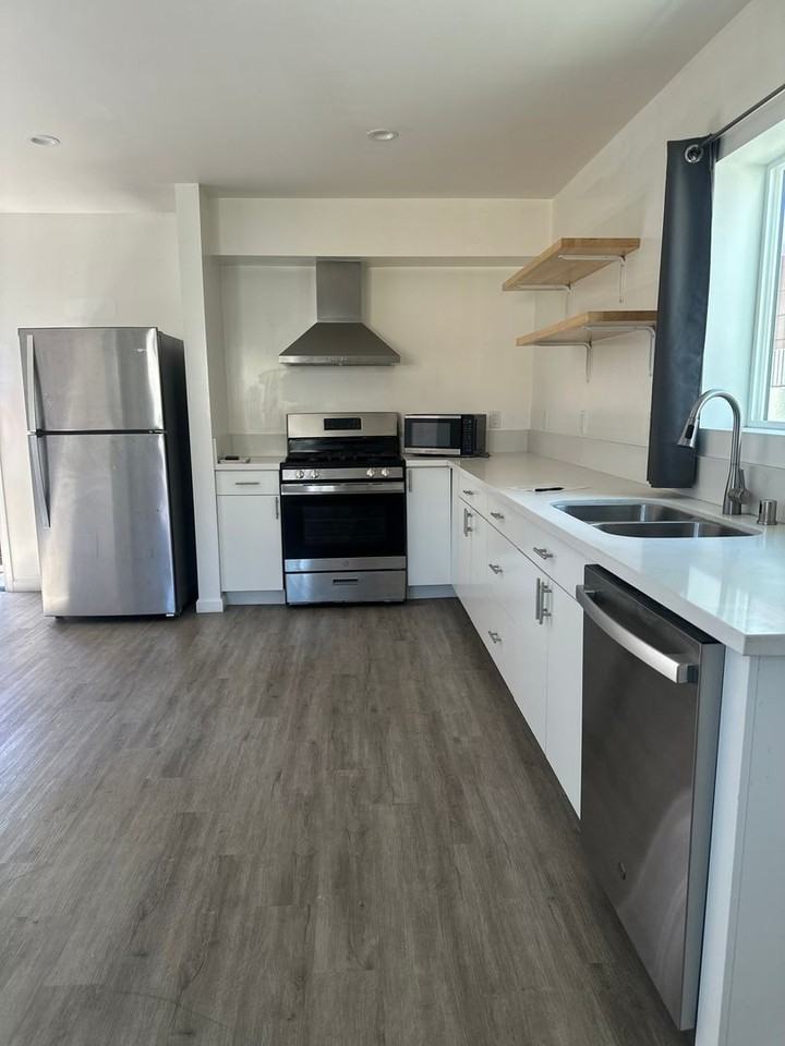 6529 Walnut Ave - Photo 7 of 8