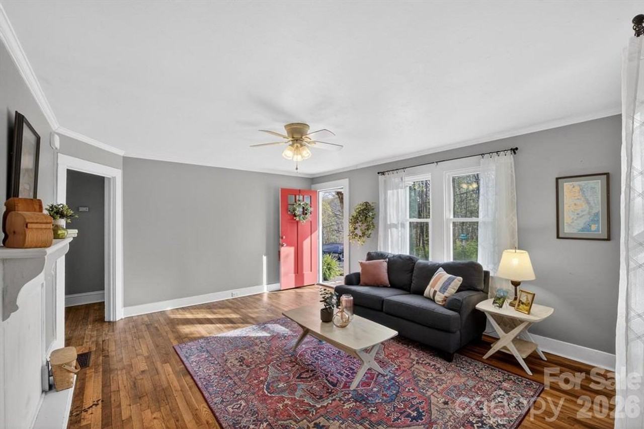 713 Prospect St Nw - Photo 2 of 10