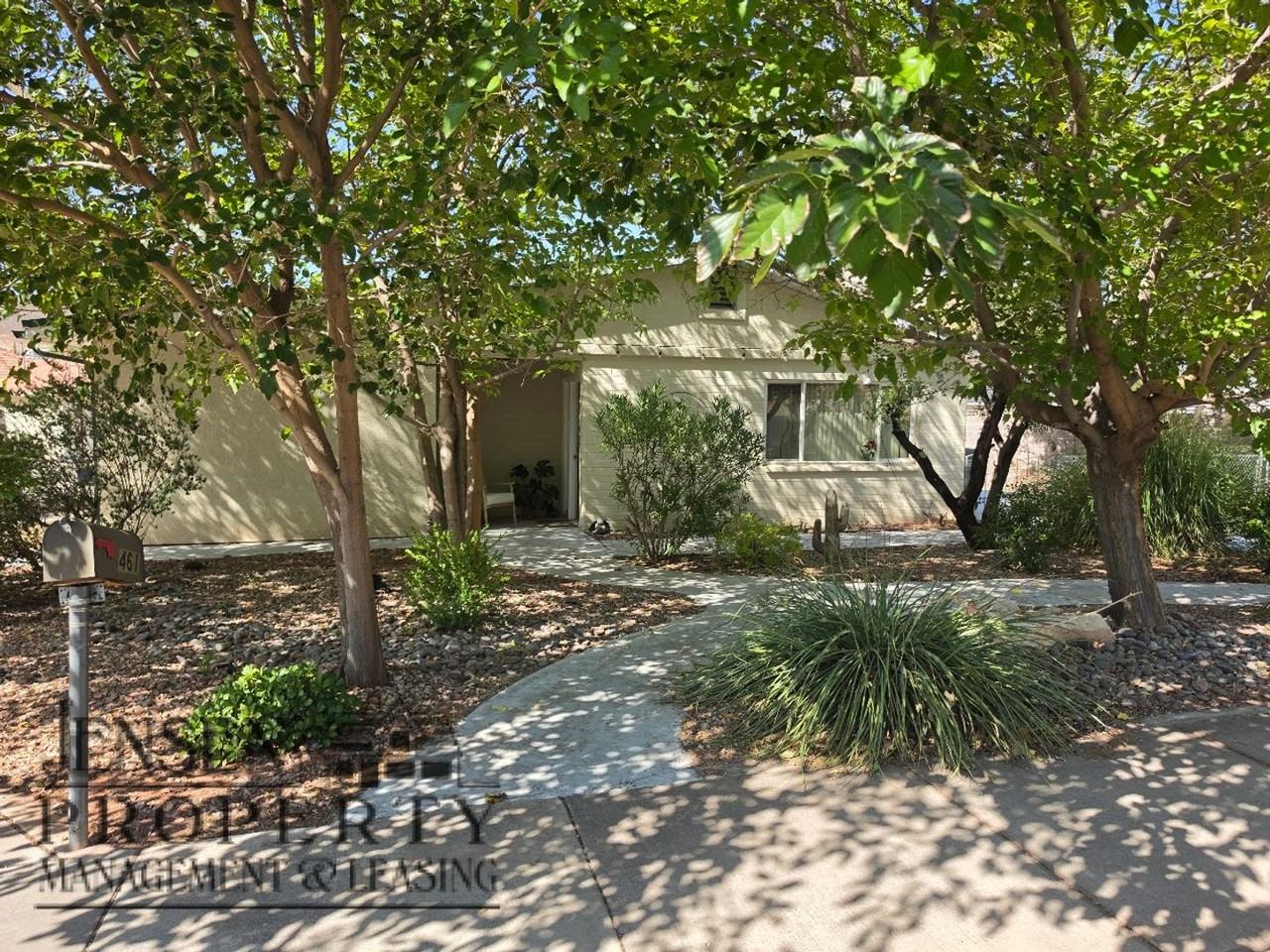 461 Diagonal St - Photo 5 of 17