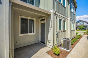 featured image of 16652 Sw Darling Ln