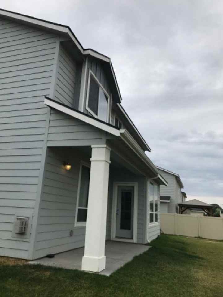 788 Pronghorn Dr - Photo 2 of 16