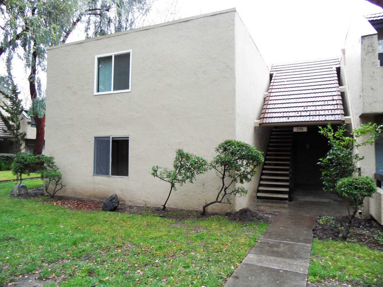 296 Tradewinds Dr #1 - Photo 2 of 21