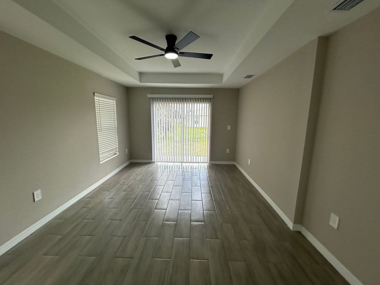 2014 Kismet Pkwy W - Photo 5 of 15