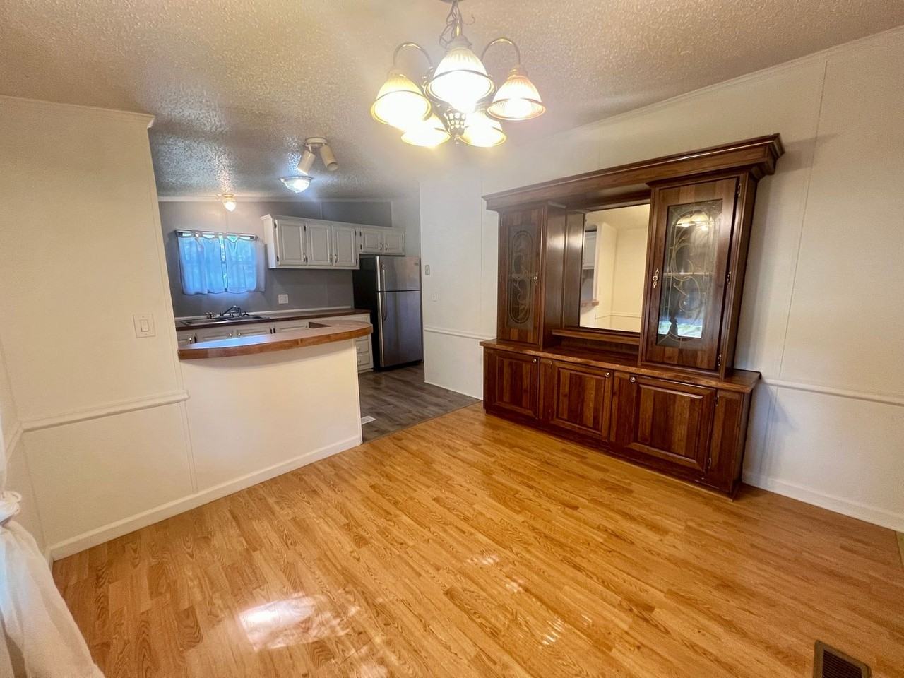 4093 Baskerville Rd - Photo 6 of 13