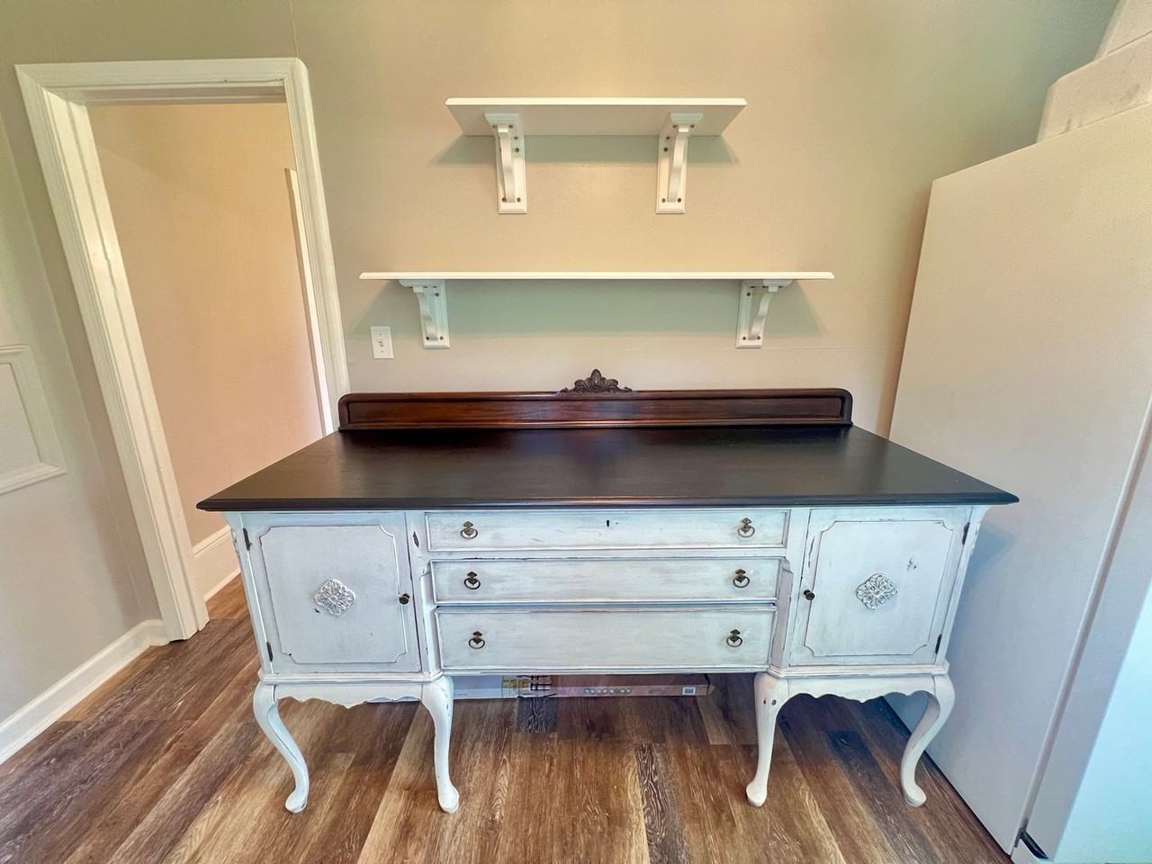 4129 Baskerville Rd - Photo 6 of 17