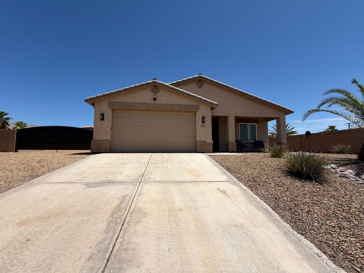1797 E Alder Cir - Photo 2 of 27