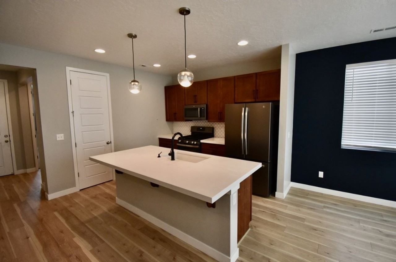968 W Spruce Willow Way - Photo 2 of 19