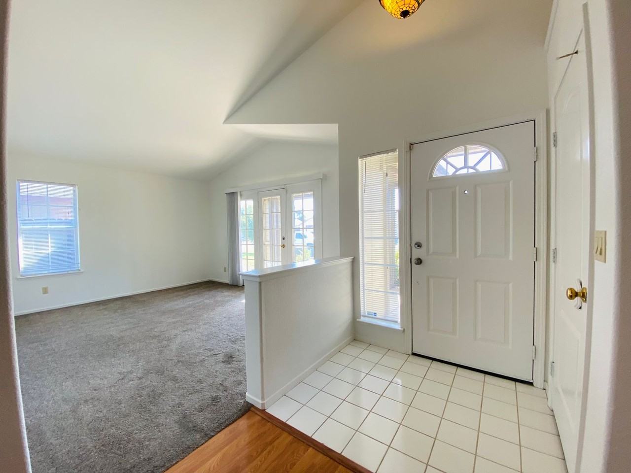 271 Allport Dr - Photo 3 of 24