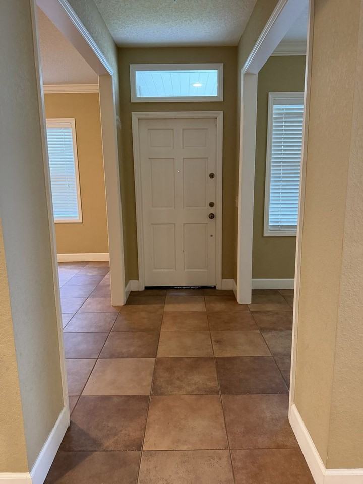 3613 S Summerlin Ave - Photo 3 of 21
