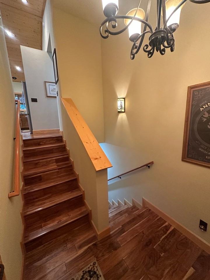 11913 Snowpeak Way - Photo 2 of 17