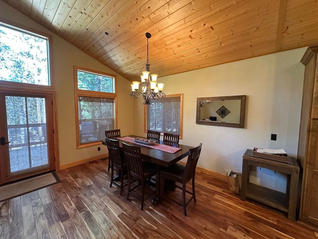 11913 Snowpeak Way - Photo 6 of 17