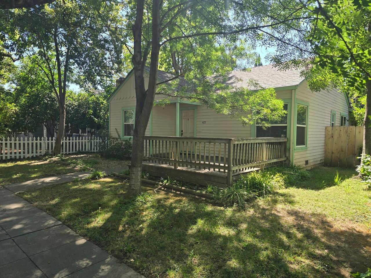 485 E 1st Ave - Photo 3 of 42