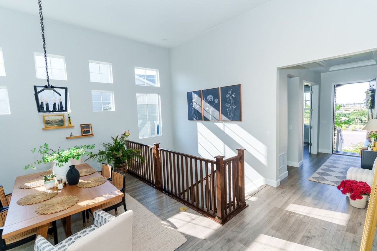 3208 Carabiner St - Photo 5 of 22