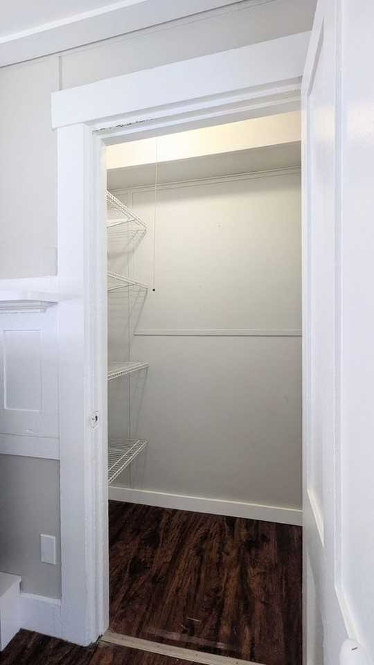 14 Cedar St - Photo 6 of 26