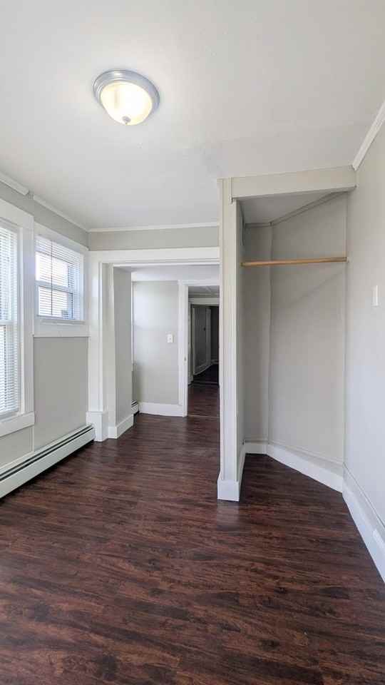 14 Cedar St - Photo 7 of 26