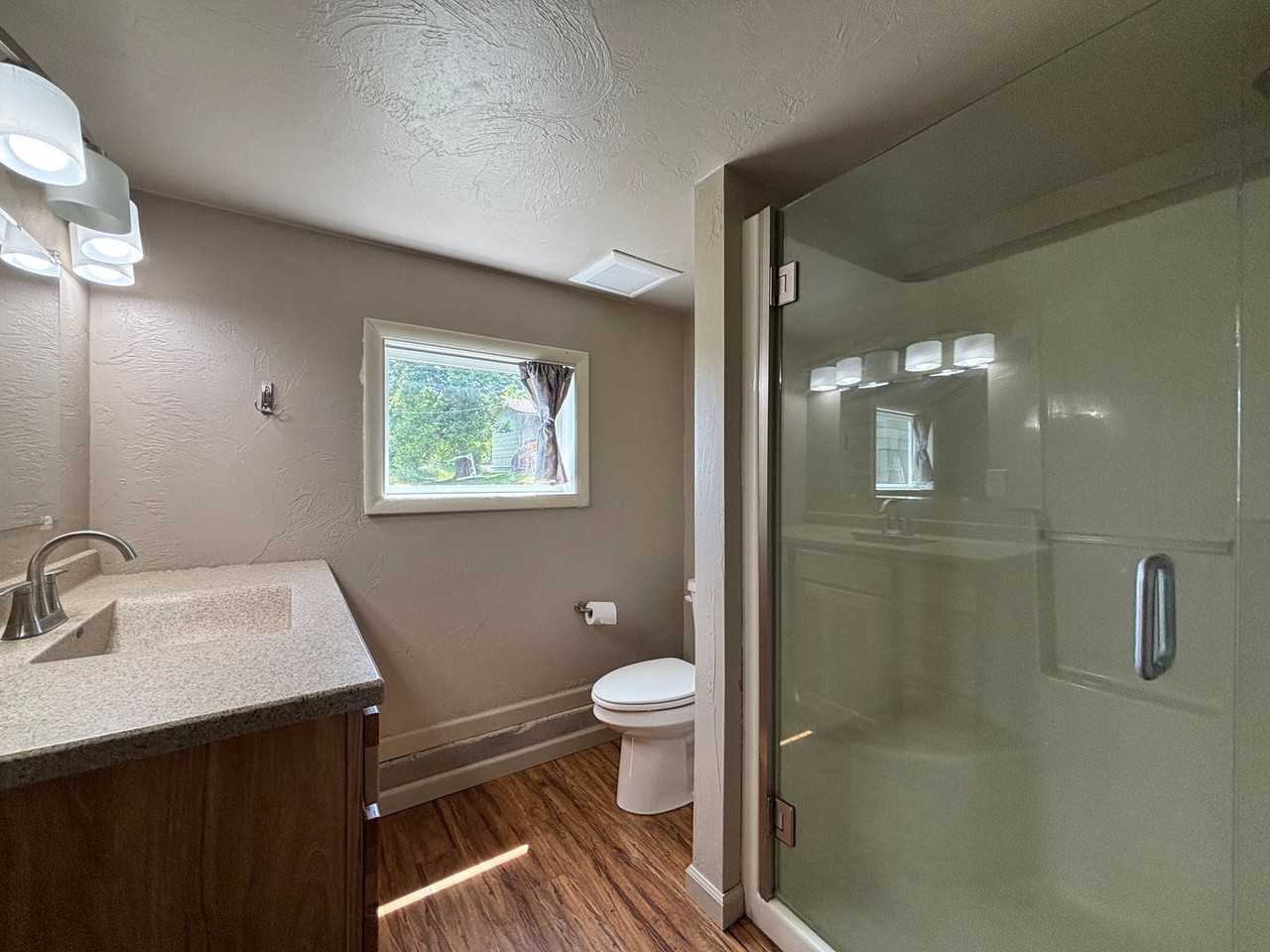 1402 S Willson Ave - Photo 7 of 14